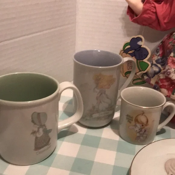 PRECIOUS MOMENT(BUNDLE 11 pieces )